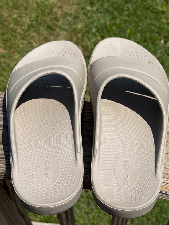 OOFOS Recovery Slides mens Taupe Minimalist Athleisure Comfortcore sz9 3564 main image 6